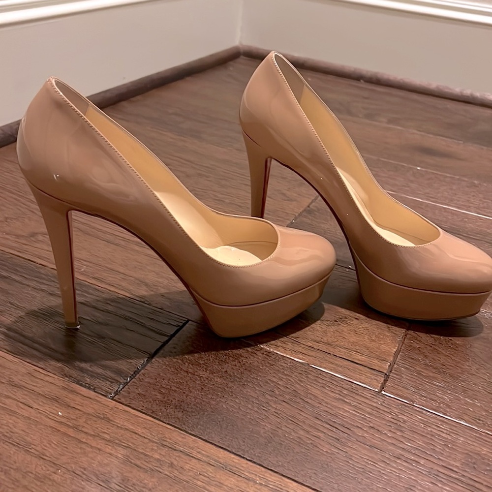 Christian Louboutin Tan Pumps